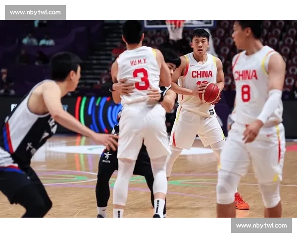 中国男篮迎战伊拉克全力冲击亚洲杯小组头名关键之战赛前形势分析